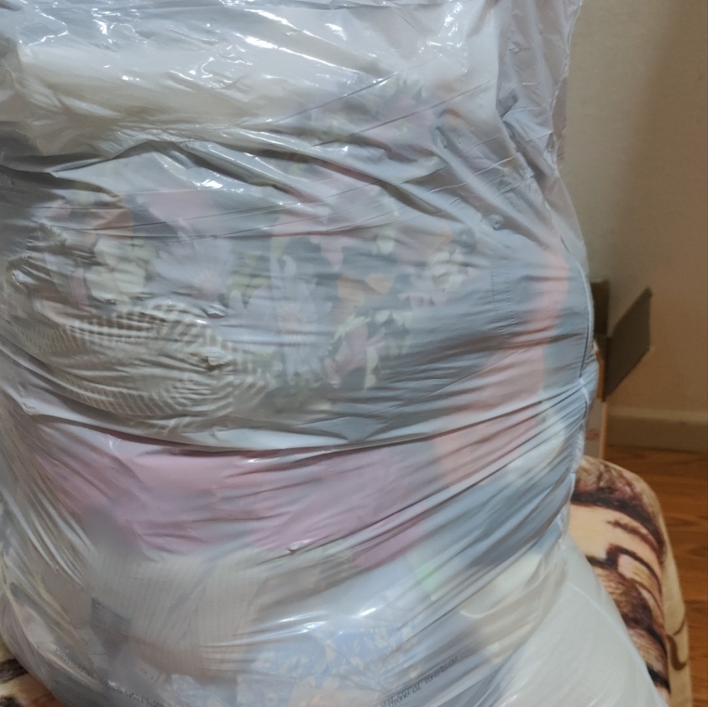 Paca de ropa para mujer